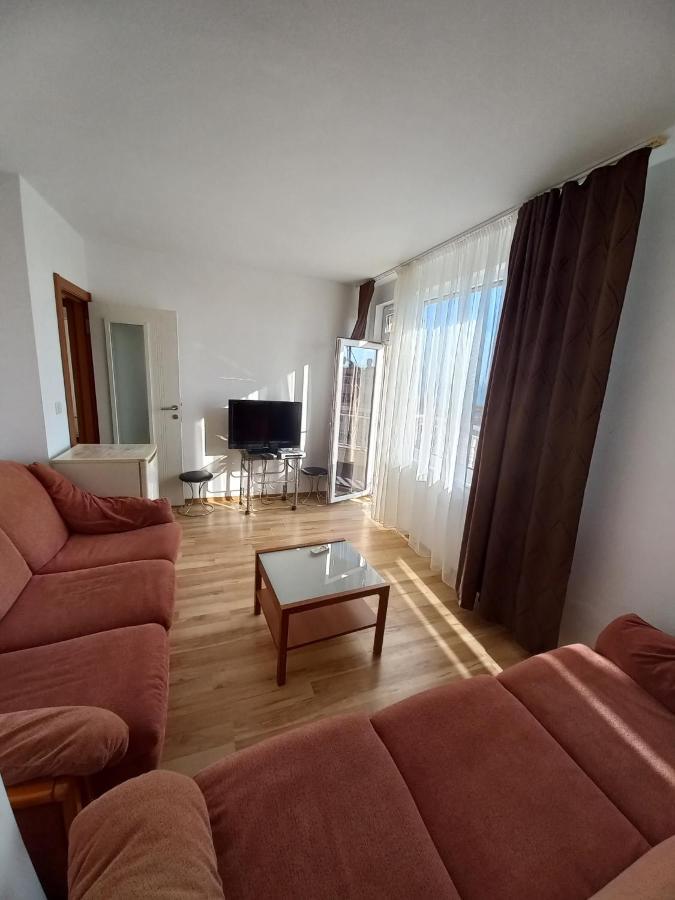 Guest House Rona - Free Parking And Sea View Sveti Vlas Exterior photo