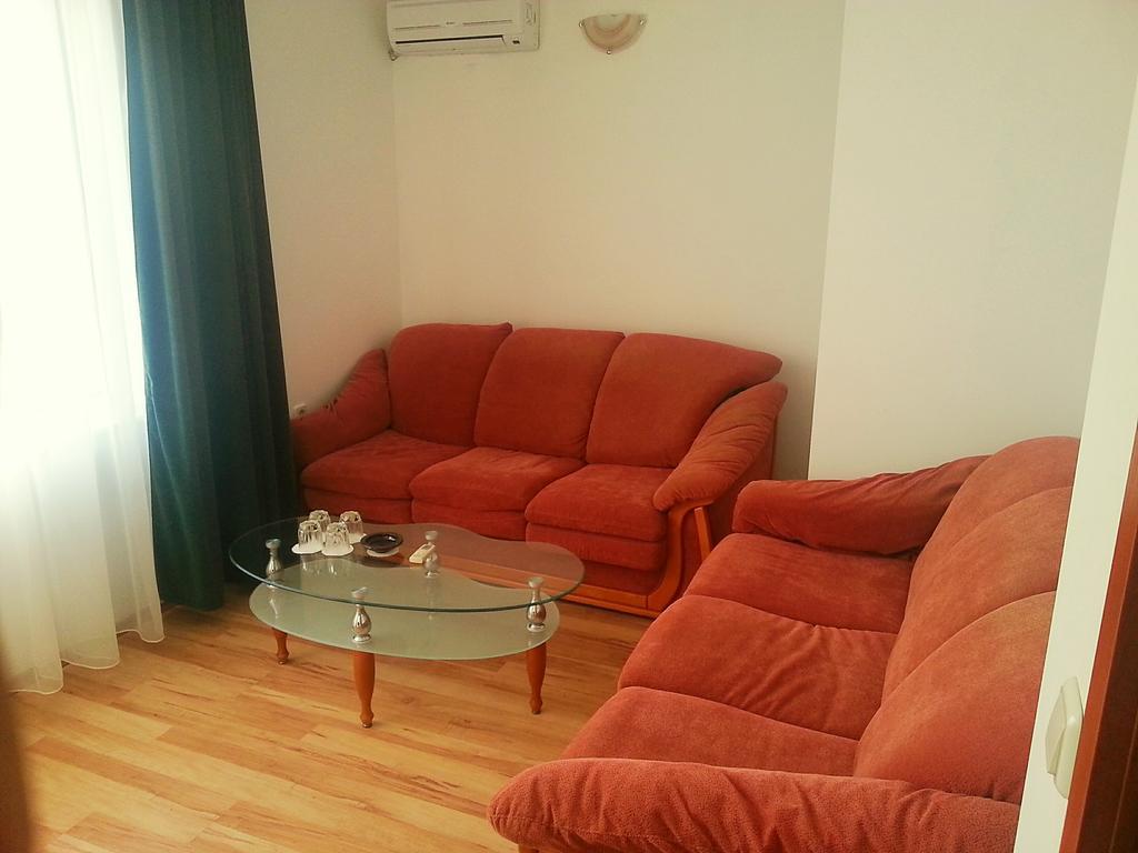 Guest House Rona - Free Parking And Sea View Sveti Vlas Exterior photo
